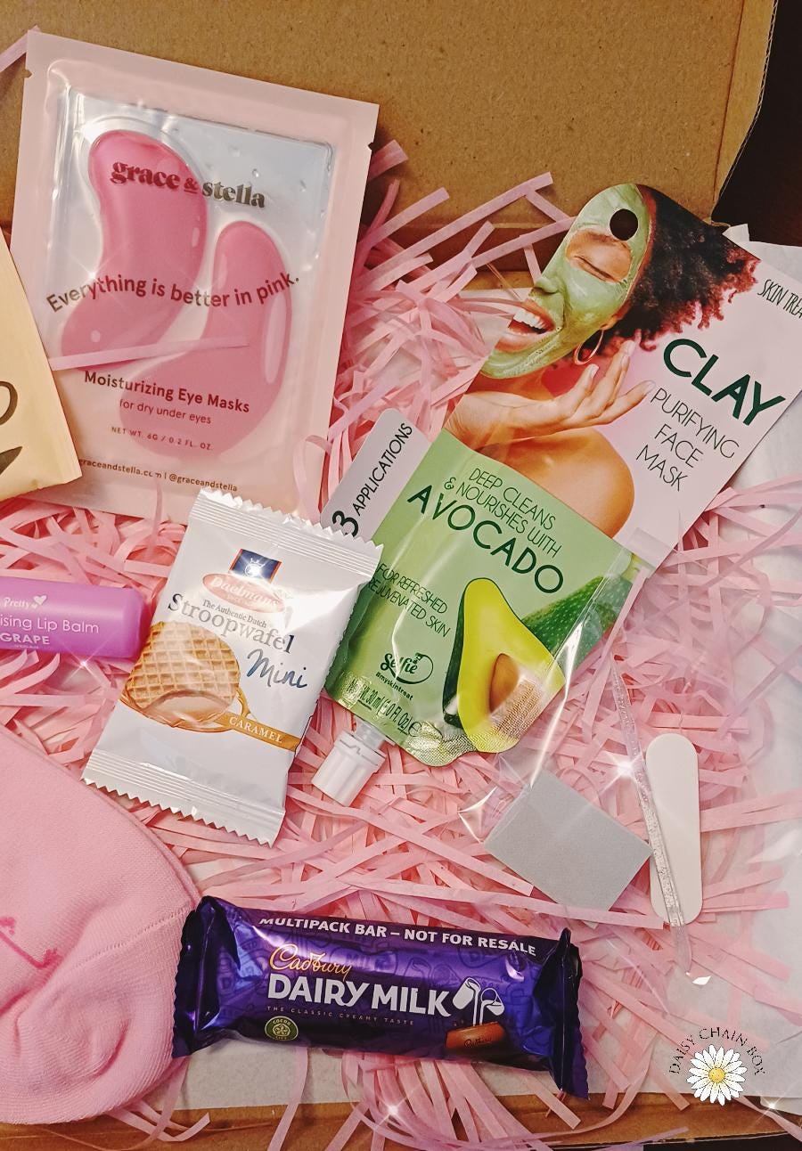Pink Gift Box β The Perfect Pamper Treat! - Birthday/Friendship Gift
