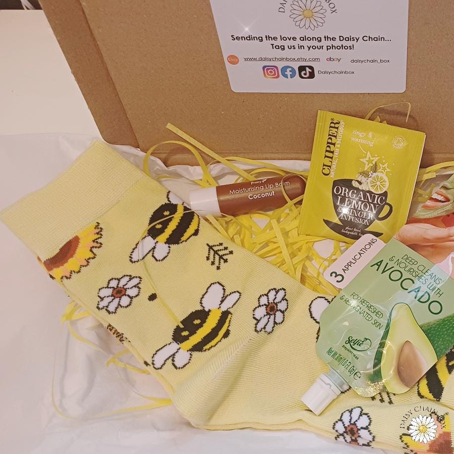 Mini Yellow Gift Box – Self-Care Pamper Set – Birthday, Thank You, Thinking of You, Relaxation Gift (Free UK Delivery!)