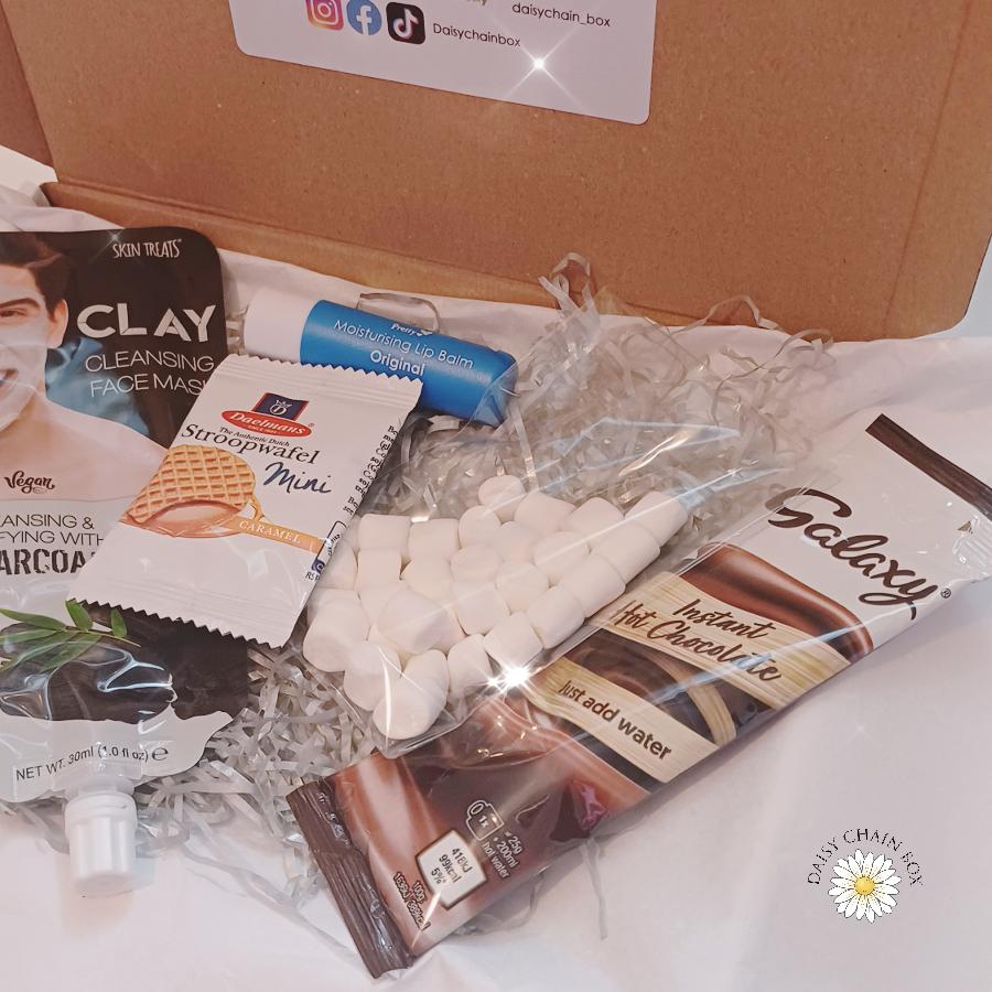 Mini Men's Gift Box – Self-Care Pamper Set | Birthday Gift for Him | Hot Chocolate & Face Mask | Small Gift for Men (Free UK Delivery!)