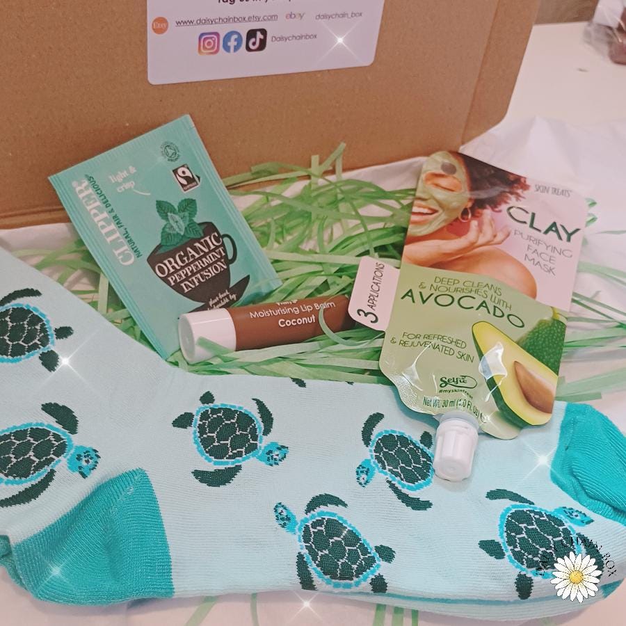 Mini Green Gift Box – Self-Care Pamper Set – Birthday, Thank You, Thinking of You, Relaxation Gift (Free UK Delivery!)