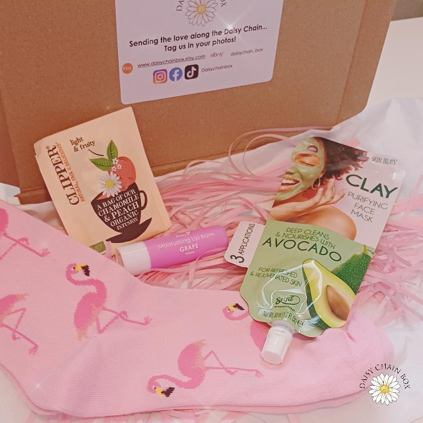 Mini Pink Gift Box – Self-Care Pamper Set – Birthday, Thank You, Thinking of You, Relaxation Gift (Free UK Delivery!)