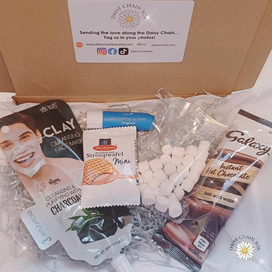 Mini Men's Gift Box – Self-Care Pamper Set | Birthday Gift for Him | Hot Chocolate & Face Mask | Small Gift for Men (Free UK Delivery!)