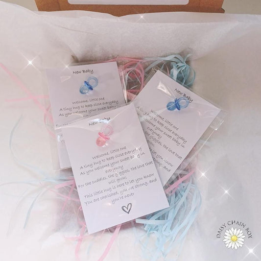 New Baby Pocket Hug – Congratulations Gift for New Mum & Dad, Baby Shower Keepsake, Letterbox Gift for New Parents