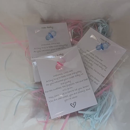New Baby Pocket Hug – Congratulations Gift for New Mum & Dad, Baby Shower Keepsake, Letterbox Gift for New Parents